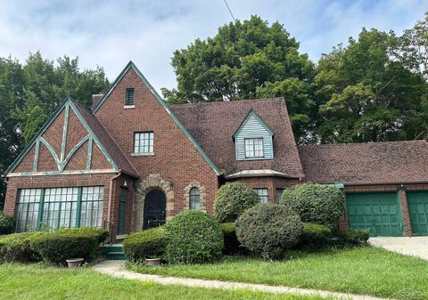 A home in Buena Vista Twp