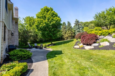 A home in Bloomfield Twp