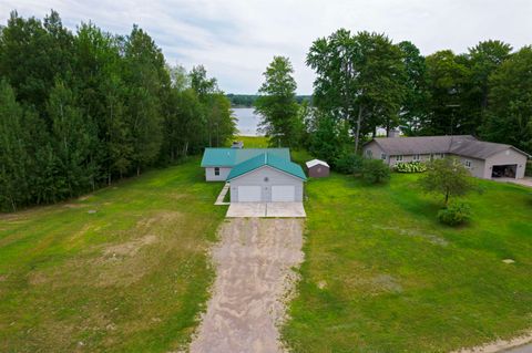 A home in Excelsior Twp