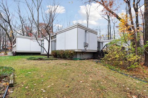 A home in Farmington Hills