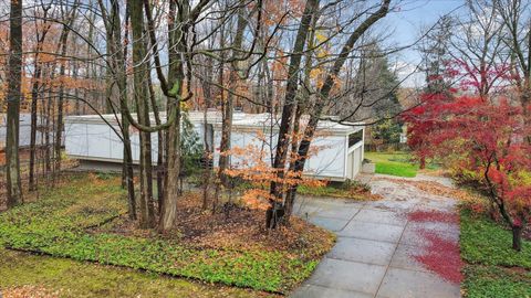 A home in Farmington Hills