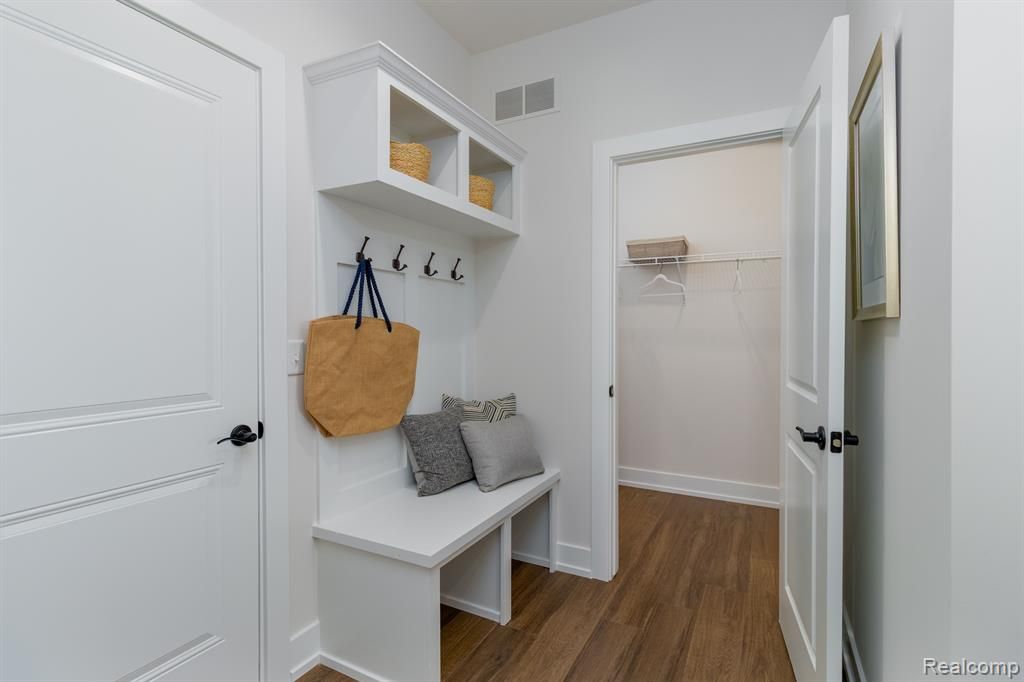3871 Chatham Place 101