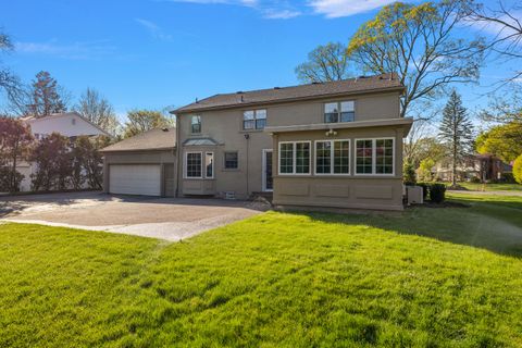 A home in Bloomfield Twp