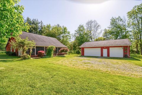 A home in Almont Twp