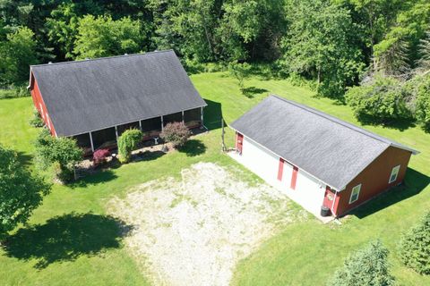 A home in Almont Twp