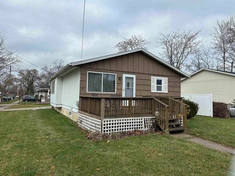 A home in Bay City