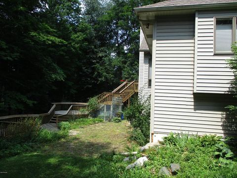 A home in Plainfield Twp