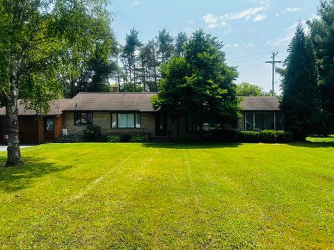 A home in Standish Twp