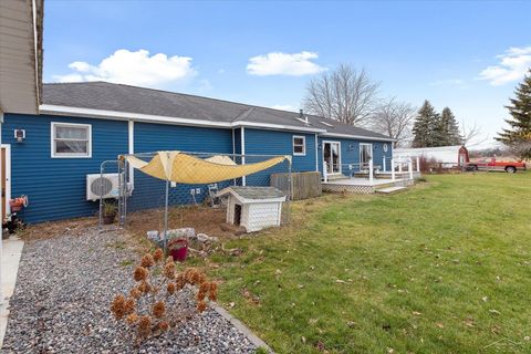 A home in Kawkawlin Twp