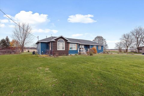 A home in Kawkawlin Twp