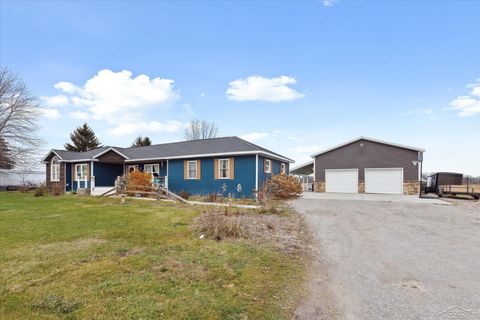 A home in Kawkawlin Twp