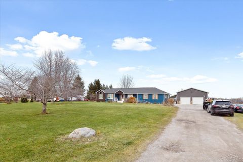 A home in Kawkawlin Twp