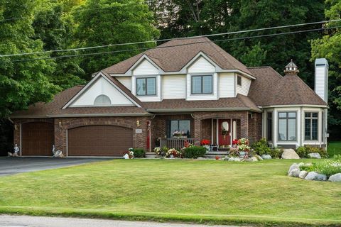 A home in Elmwood Twp