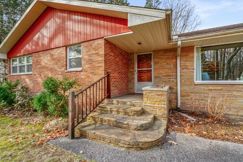 A home in South Haven Twp