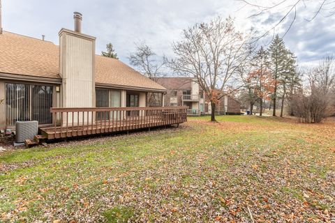 A home in West Bloomfield Twp