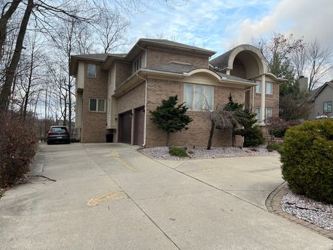 A home in West Bloomfield Twp