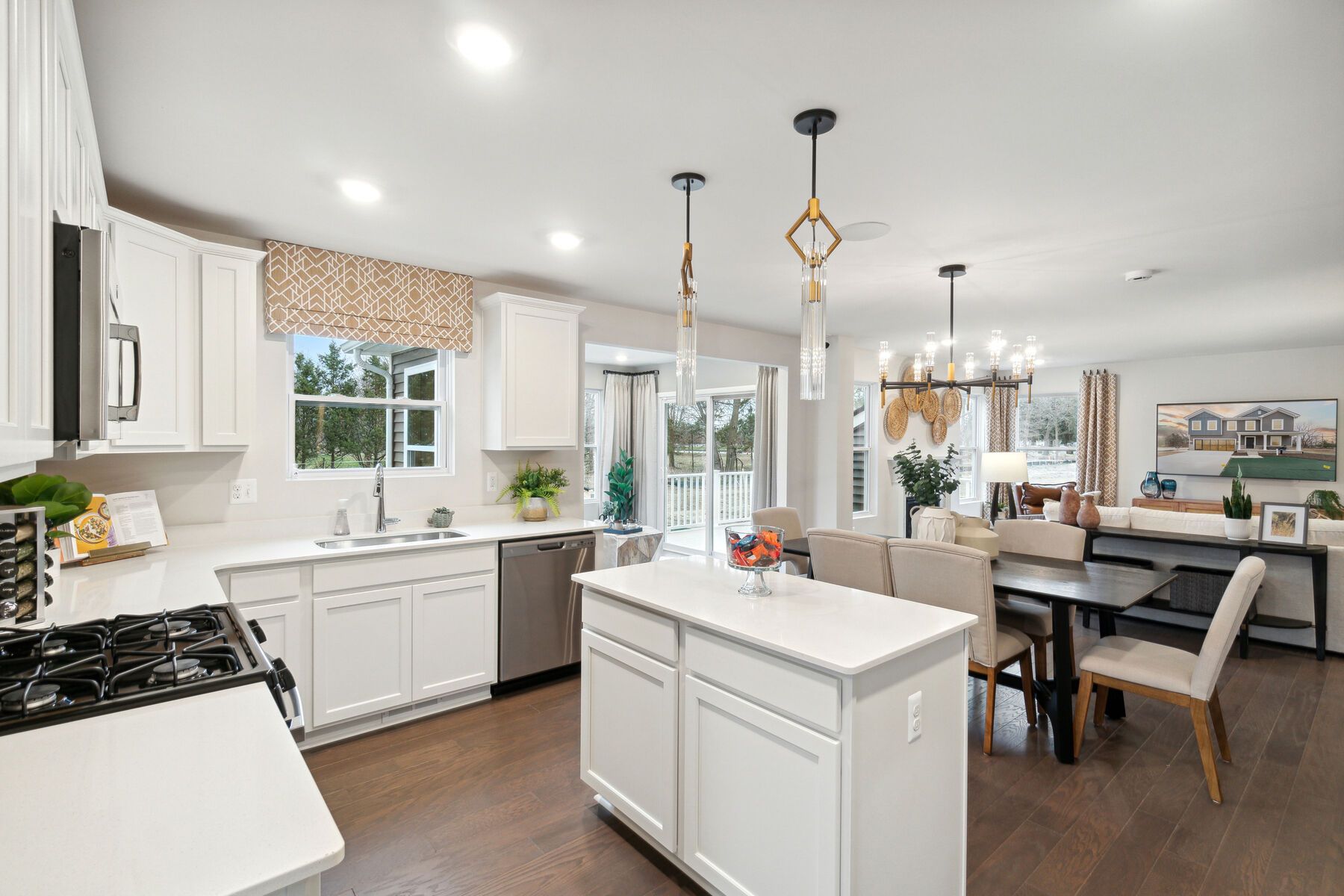 8338 SILICA Drive