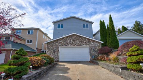 A home in Fenton Twp