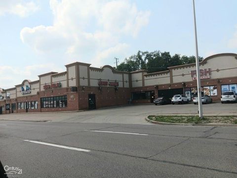 694-722 W Huron Street Pontiac City Oakland MI 48341