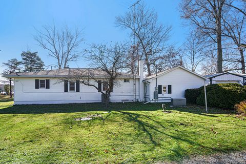 A home in Fredonia Twp