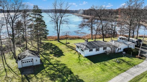 A home in Fredonia Twp