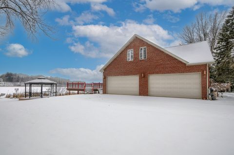 A home in Elba Twp