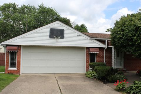 A home in Dearborn Heights