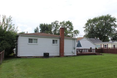 A home in Dearborn Heights