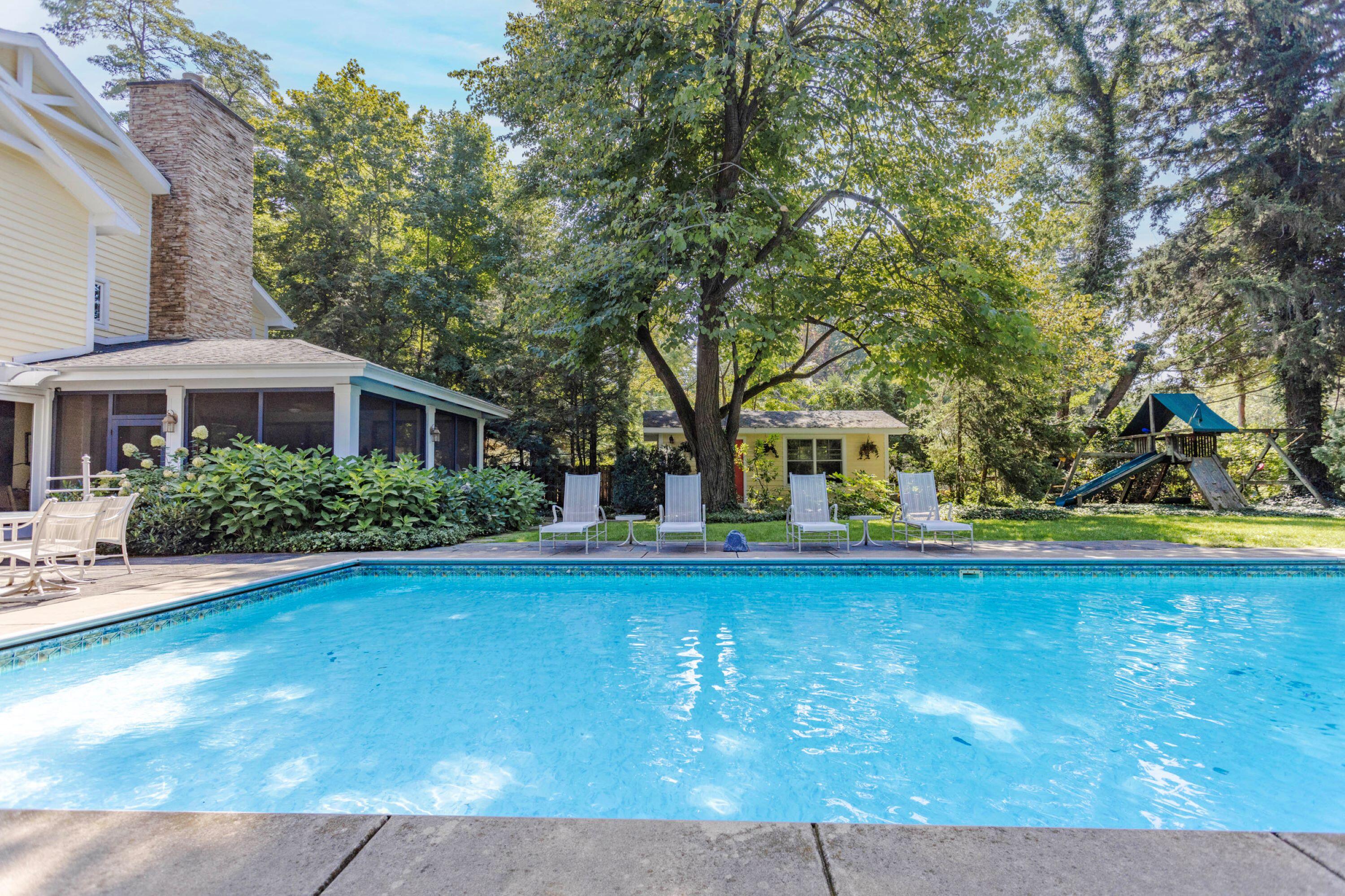 14275 Dingman