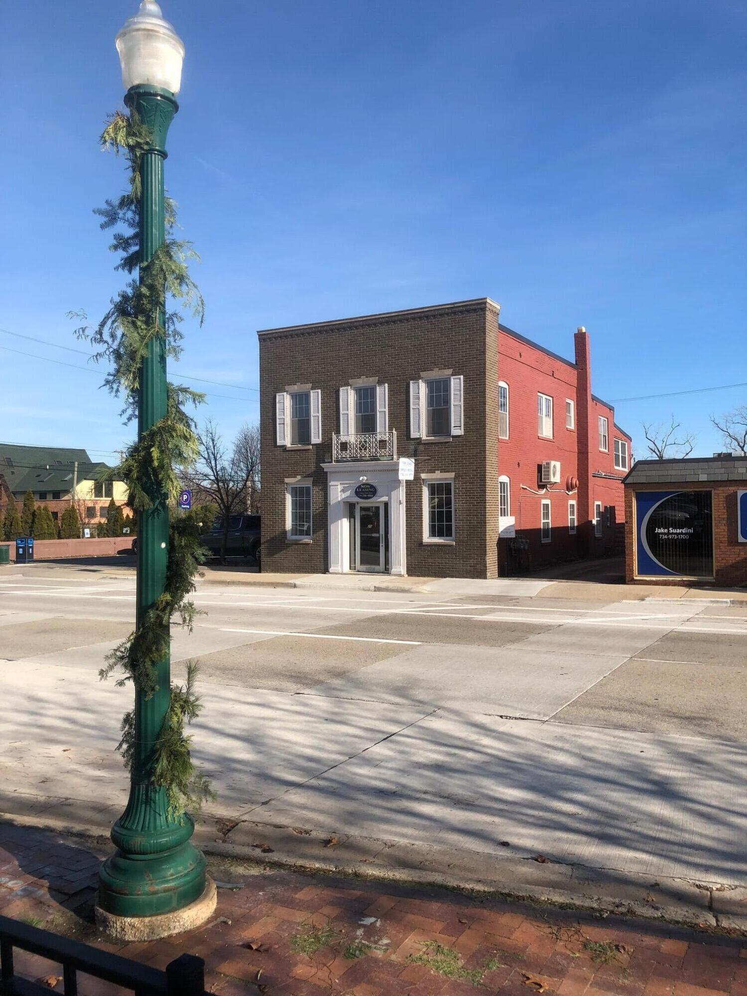 25 S Huron Street