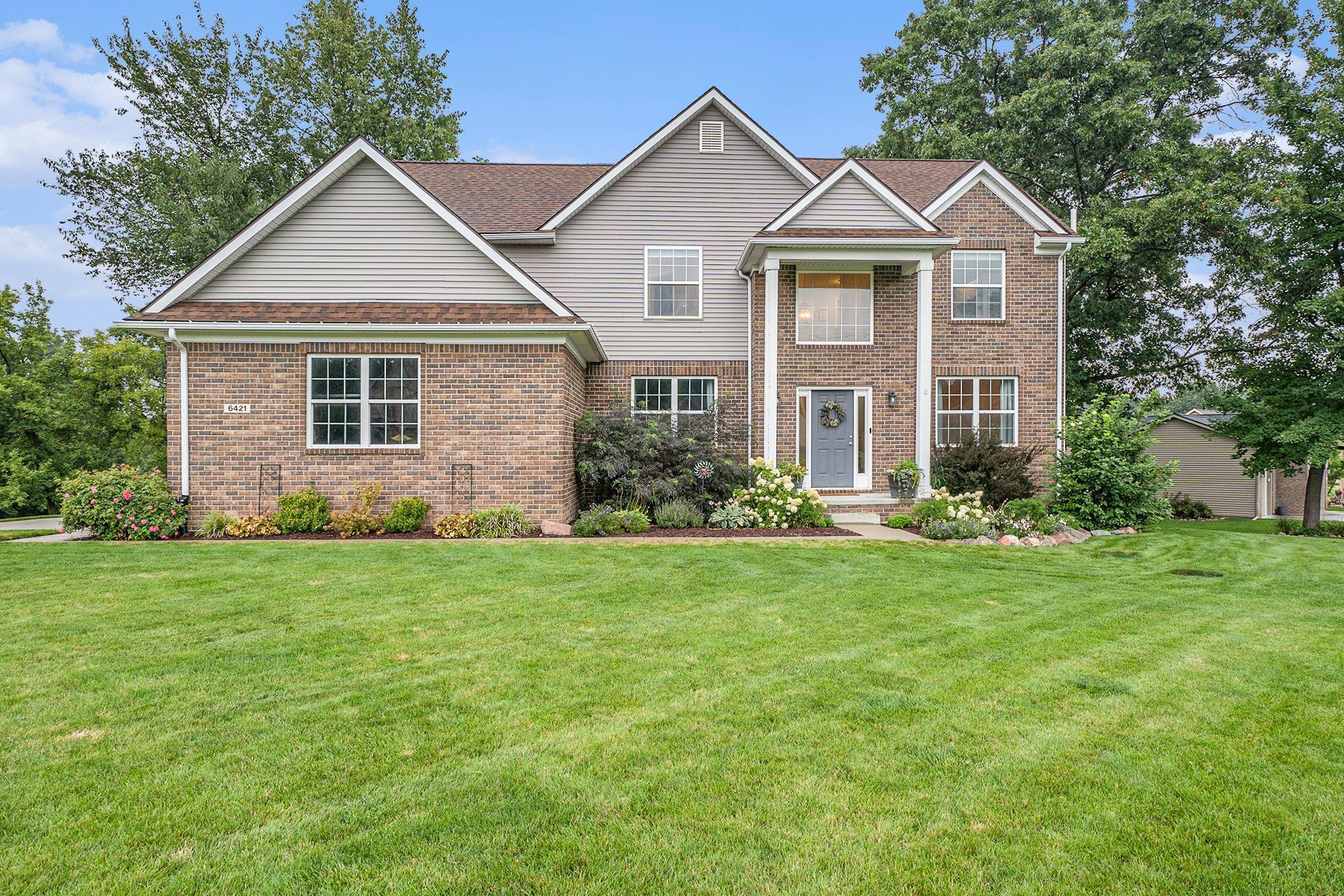 View White Lake Twp, MI 48383 house