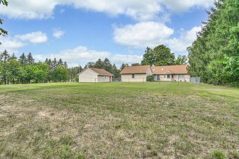 A home in Oshtemo Twp