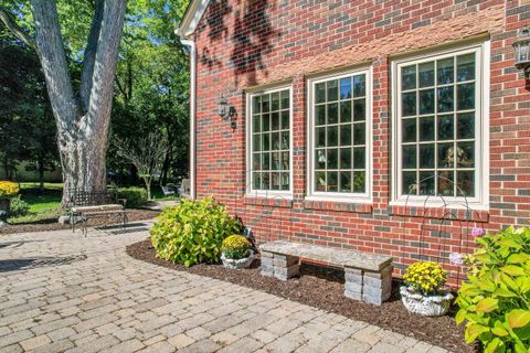 A home in Bloomfield Twp