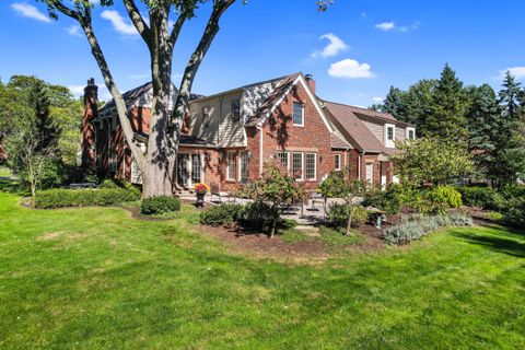 A home in Bloomfield Twp