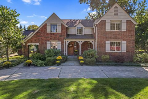 A home in Bloomfield Twp