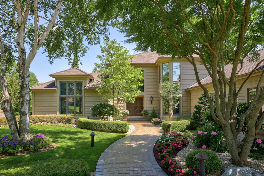 210 Golfview Drive