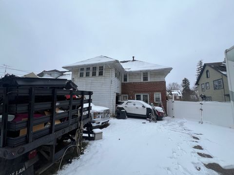 A home in Pontiac