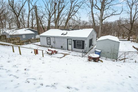 A home in Kalamazoo Twp