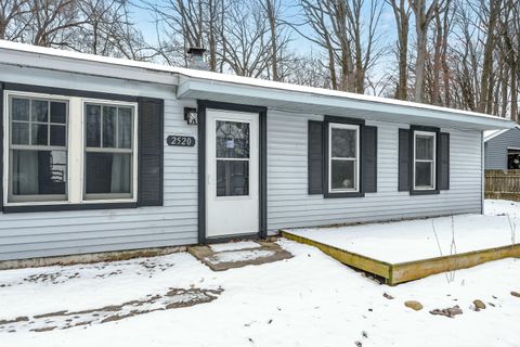 A home in Kalamazoo Twp