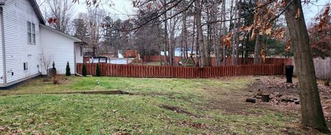 A home in Ravenna Twp