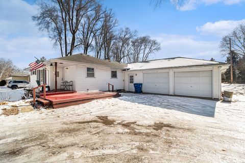 A home in Waterford Twp