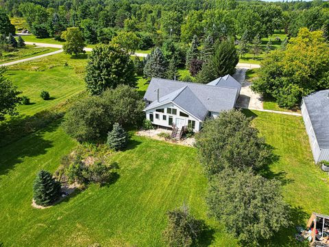 A home in Tyrone Twp