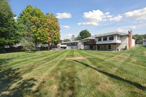 A home in Grand Blanc Twp