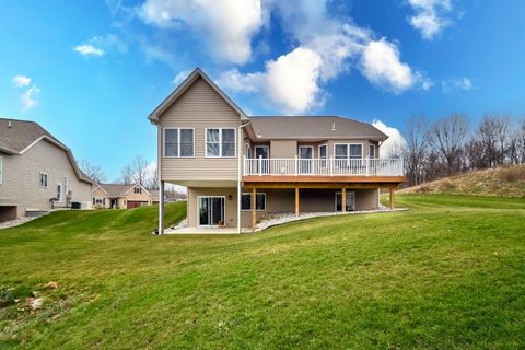 A home in Metamora Vlg