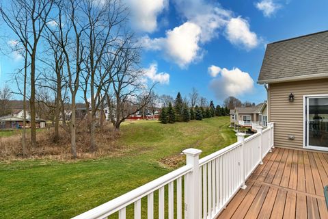 A home in Metamora Vlg