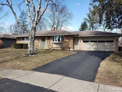 A home in WaterfordCharterTownship_Oakland