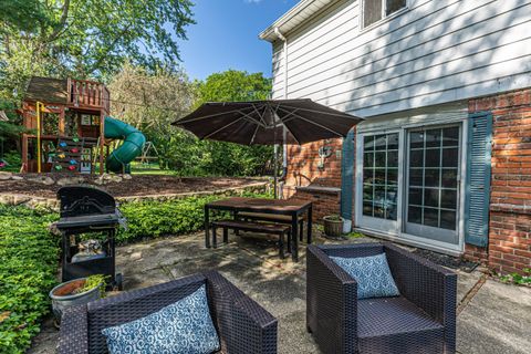 A home in Bloomfield Twp