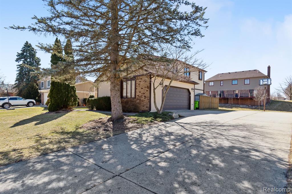 25567 BUCKMINSTER Drive