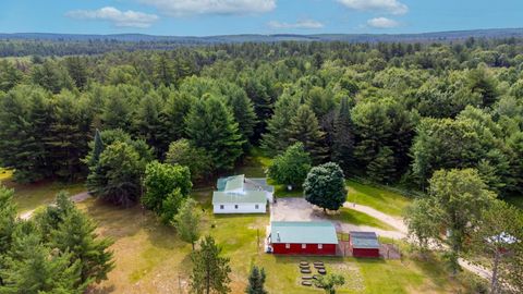 A home in GarfieldTownship_Kalkaska