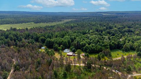 A home in GarfieldTownship_Kalkaska